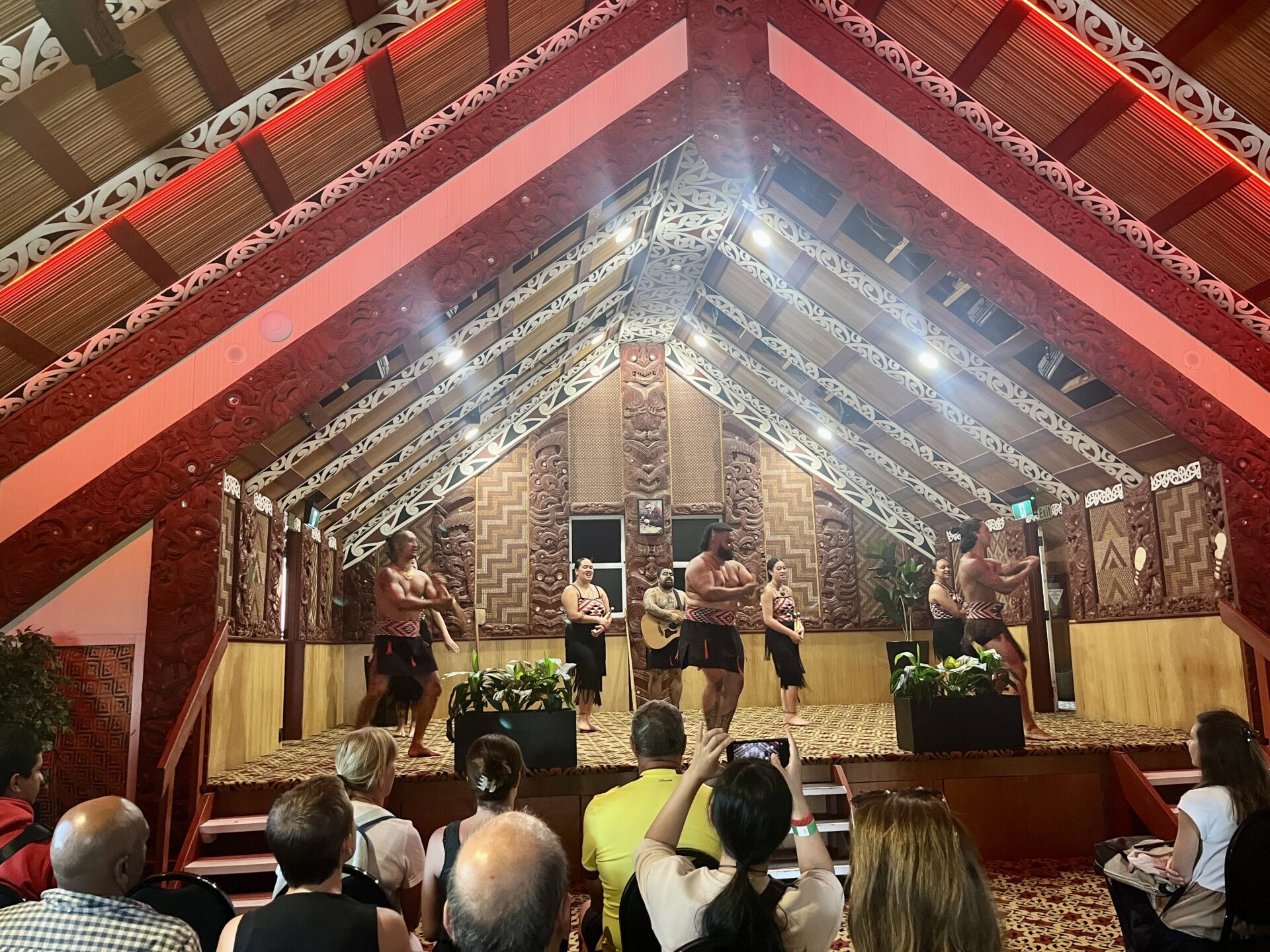 Māori Village & Water Rafting